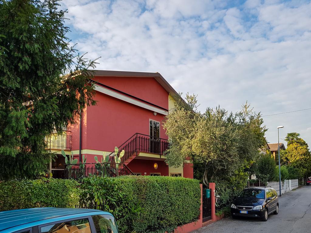 La Casa Rossa Apartment Тревизо Екстериор снимка